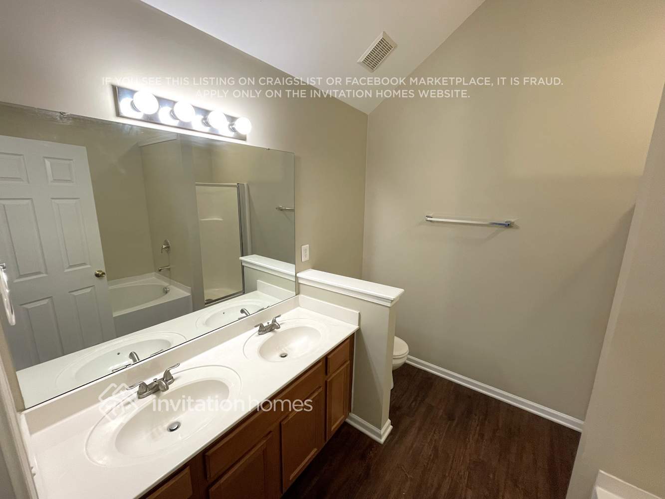 Building Photo - 1134 Delander Ln