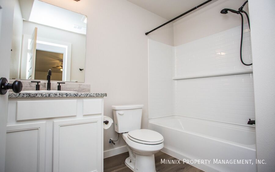 Building Photo - 3203 Durham Ave