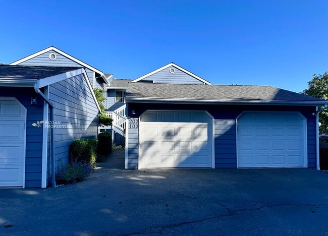 Building Photo - 31080 State Rte 20