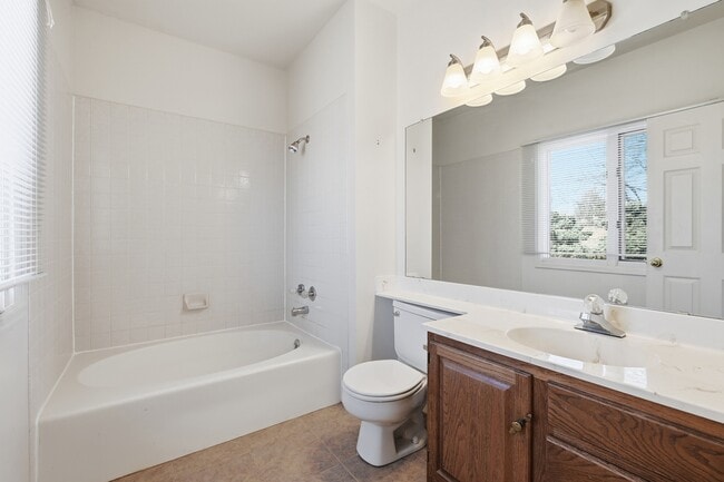 Building Photo - 4501 Regency Dr