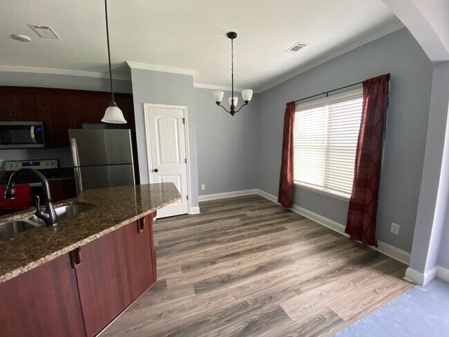 Building Photo - 70 Rachel Avenue