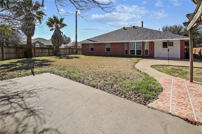 Building Photo - 3800 Stony Creek Ln