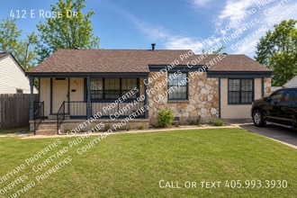 Building Photo - 412 E Rose Dr
