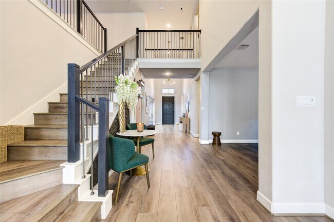 Building Photo - 1815 Longcroft Ln