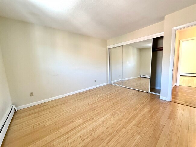 Building Photo - 32 Westgate Rd