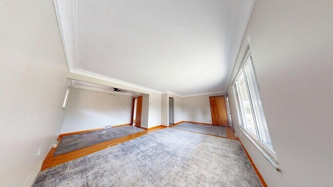 Building Photo - 7414 Dorothy Ave