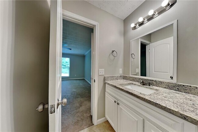 Building Photo - 4414 Treeline Way