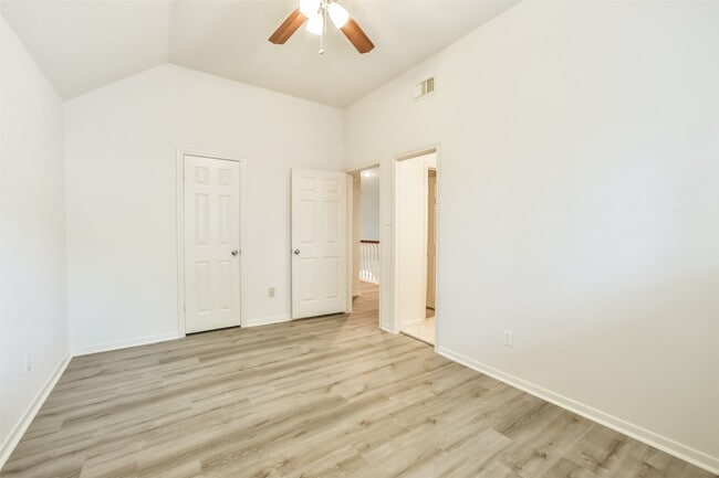 Building Photo - 13006 Peach Meadow Dr