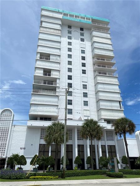 Building Photo - 1010 S Ocean Blvd