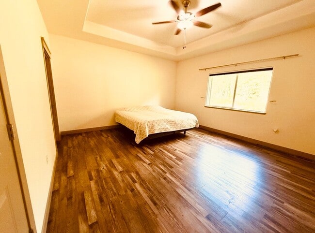 Building Photo - 17049 E Lori Ann Cir