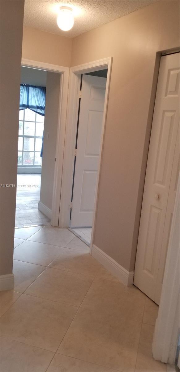 Building Photo - 1972 Oak Berry Cir