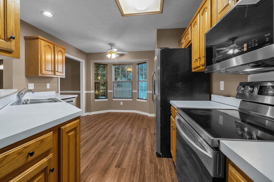 Building Photo - 1409 Aaronwood Dr