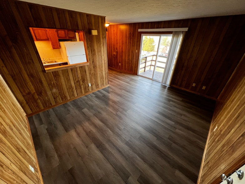 Building Photo - 17041 Wilby Ln