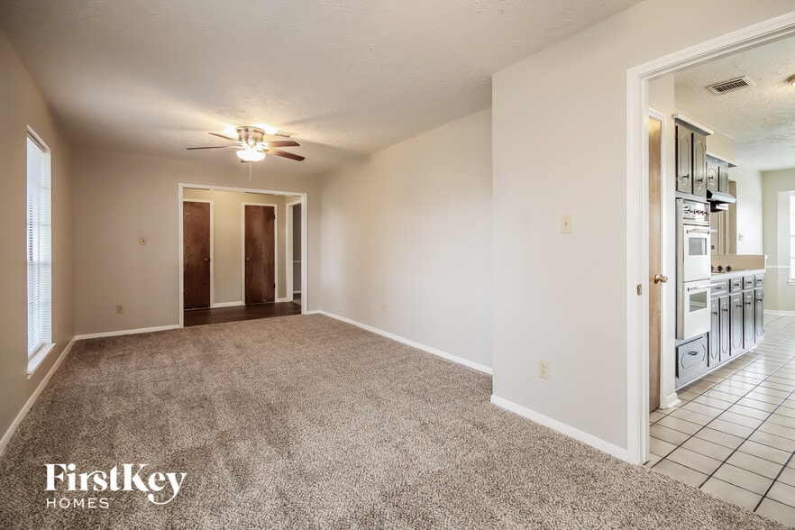 Building Photo - 4515 Tuscarora St