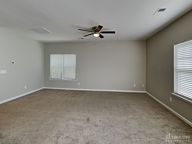 Building Photo - 175 Stanley Ct