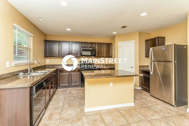 Building Photo - 3 Bedroom Pet-Friendly Home in Balch Springs, TX with Main Street Renewal