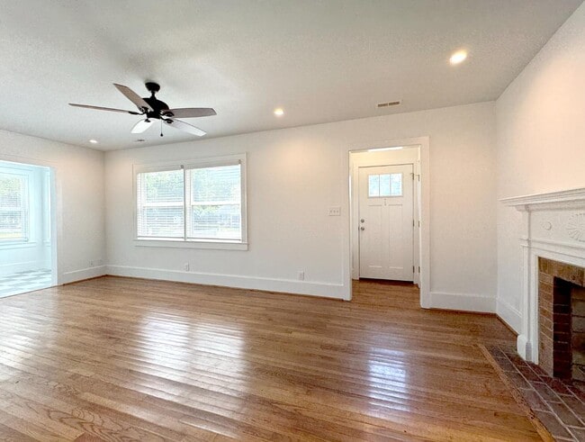 Building Photo - 4807 Wrightsville Ave