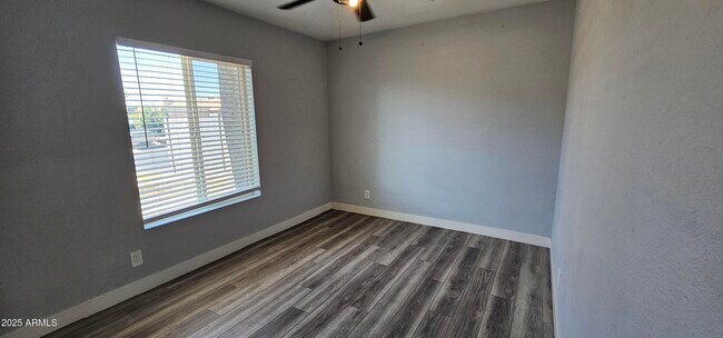 Building Photo - 642 W Plata Ave