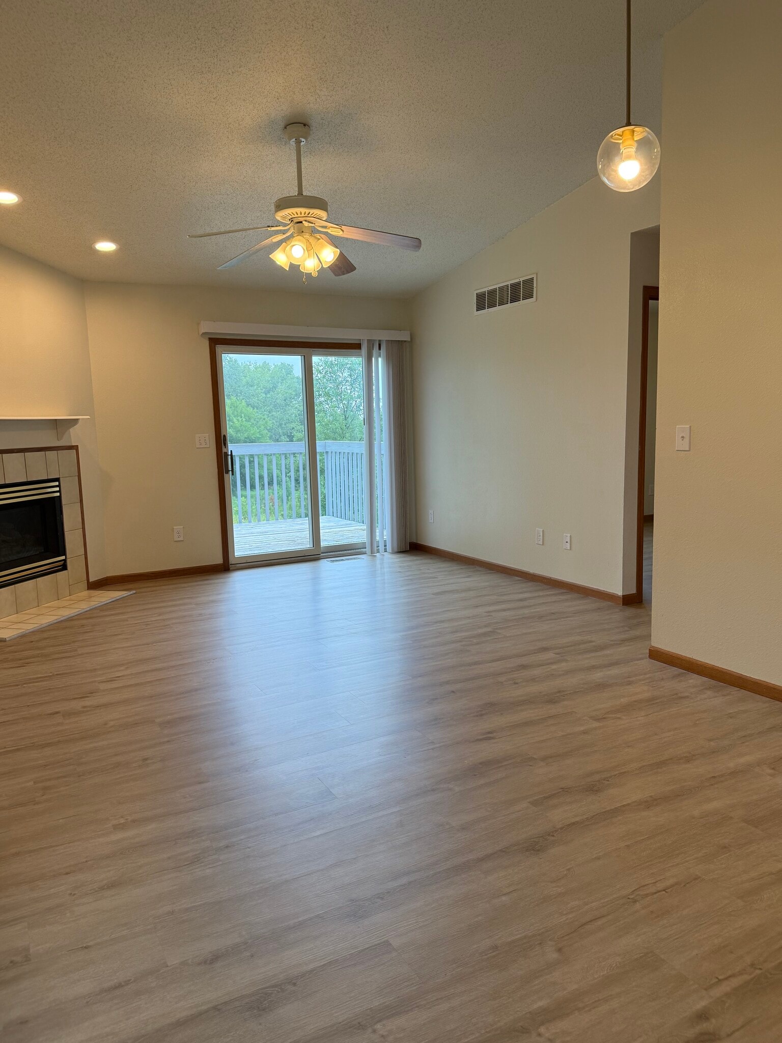 Building Photo - 2522 Walden Rd