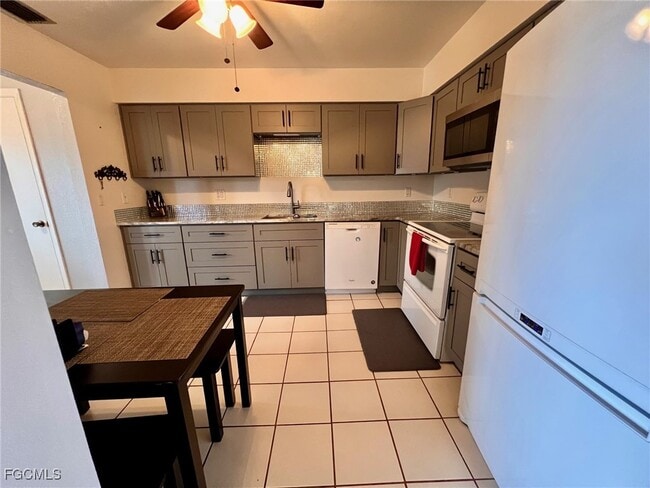 Building Photo - 1316 Sandtrap Dr N