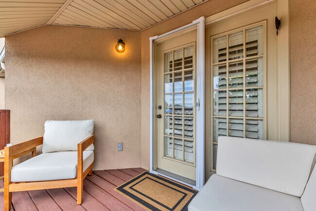 Building Photo - 224 Glenstone Cir