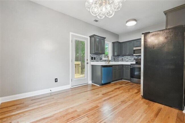 Building Photo - 3131 Washington Rd