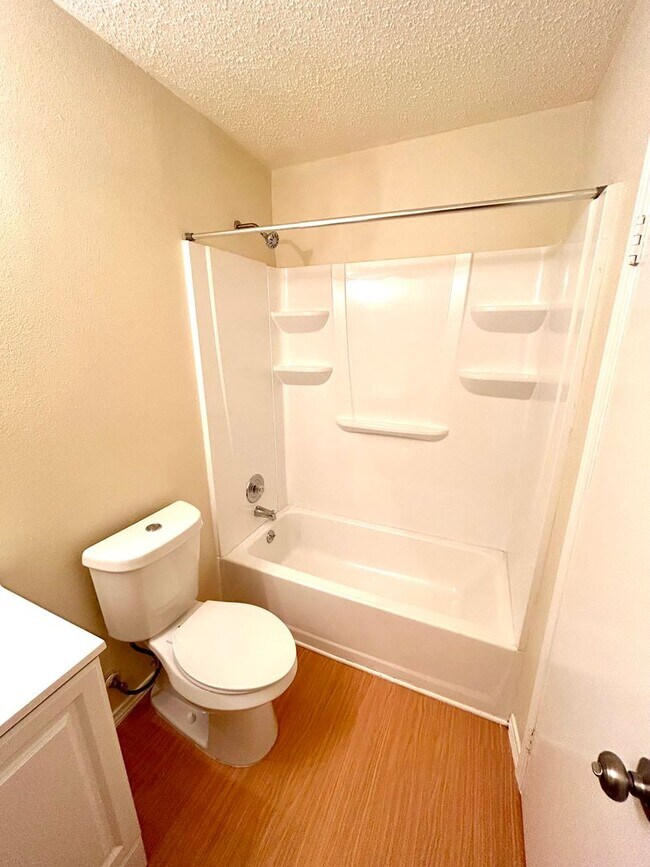 Building Photo - MUST SEE! Spacious Duplex With Garage & Google Fiber Access!