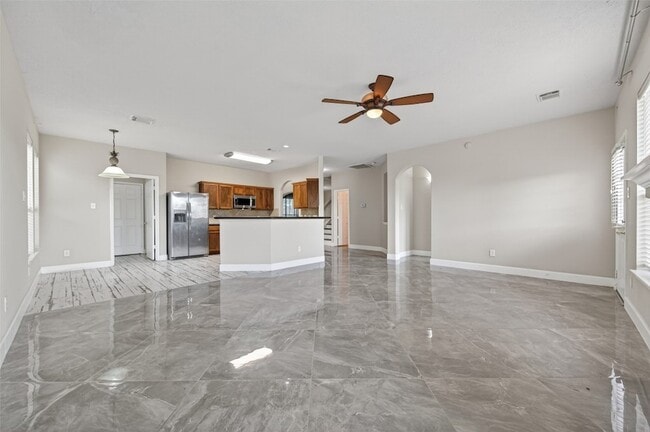 Building Photo - 2610 Argos Dr