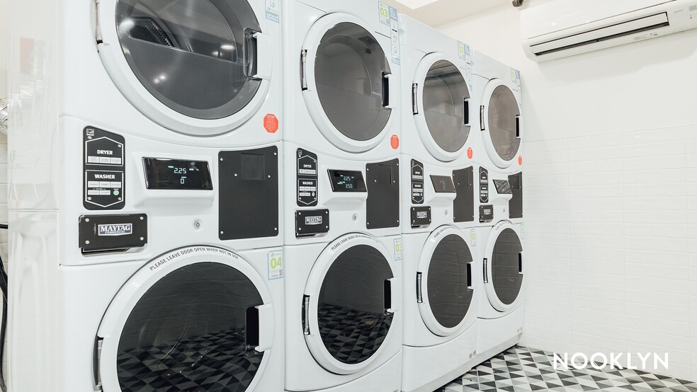 Building Photo - 1270 New York Ave