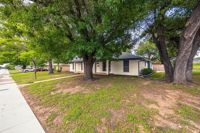 Building Photo - 6509 S Hulen St