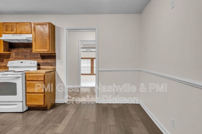 Building Photo - 3153 E Lake Dr