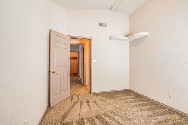 Building Photo - 11976 Mesquite Bush Dr