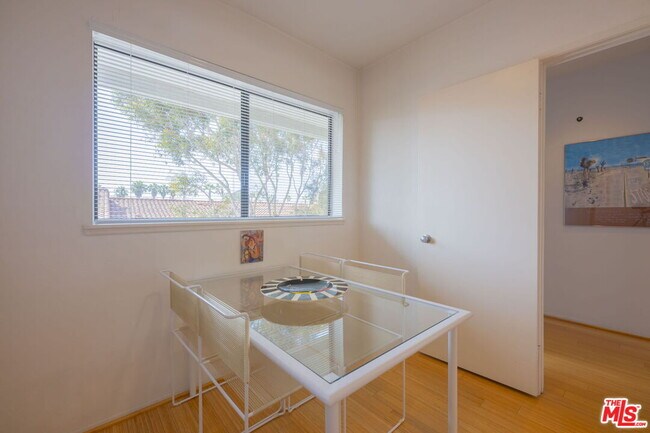 Building Photo - 2960 Neilson Way