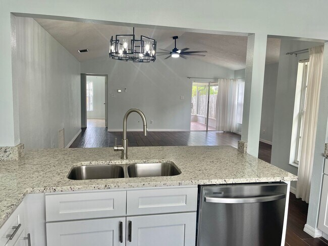 Building Photo - Providence Lakes beauty for rent and READY...
