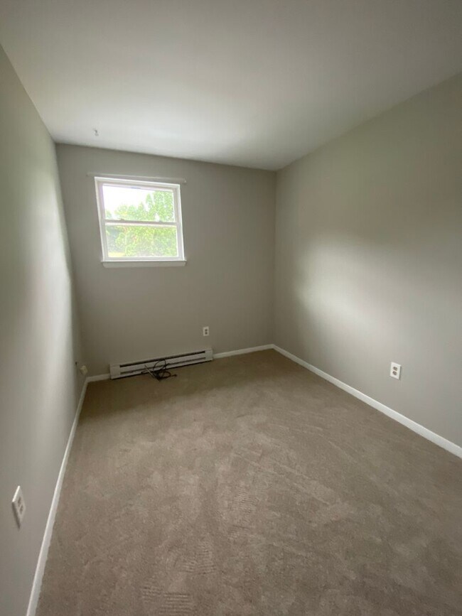 Building Photo - Attractive 3 Bedroom 1.5 Bath home in Mt. ...
