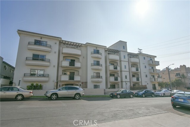 Building Photo - 11848 Kiowa Ave