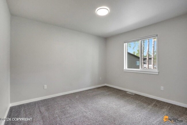 Building Photo - 4251 Ose St