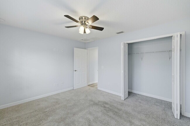 Building Photo - 3BR Summerfield Rental | Granite Kitchen | Covered Porch | $1,800 | Available Now