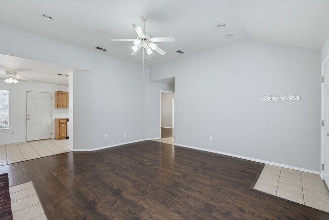 Building Photo - 7917 Thompson Pkwy