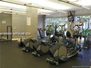 Building Photo - 3901 S Ocean Dr