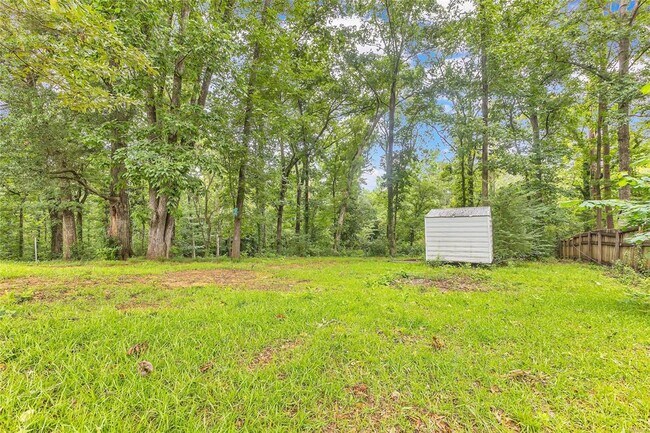 Building Photo - 140 Livingston Cir