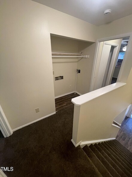 Building Photo - 1223 Teakwood Pl