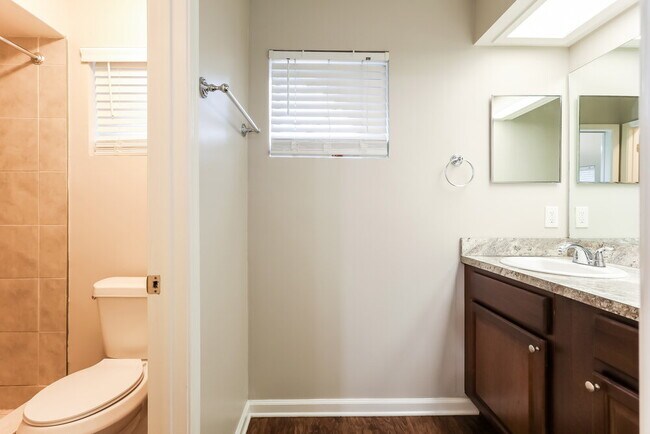 Building Photo - 7971 Copperfield Cir N