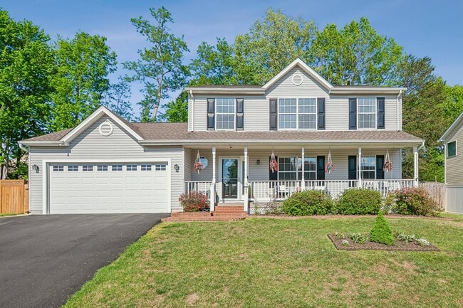 Building Photo - 63 Dorothy Ln