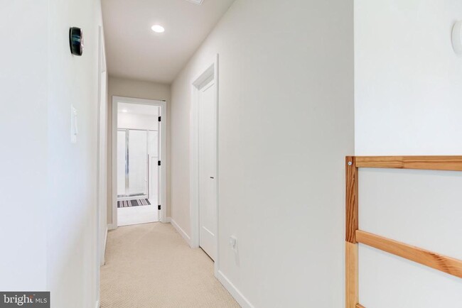 Building Photo - 41355 Tarragon Leaf Dr