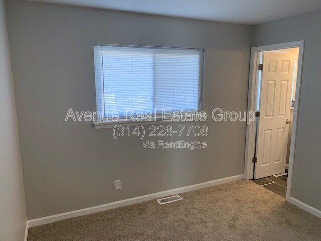 Building Photo - 45 Radford Dr