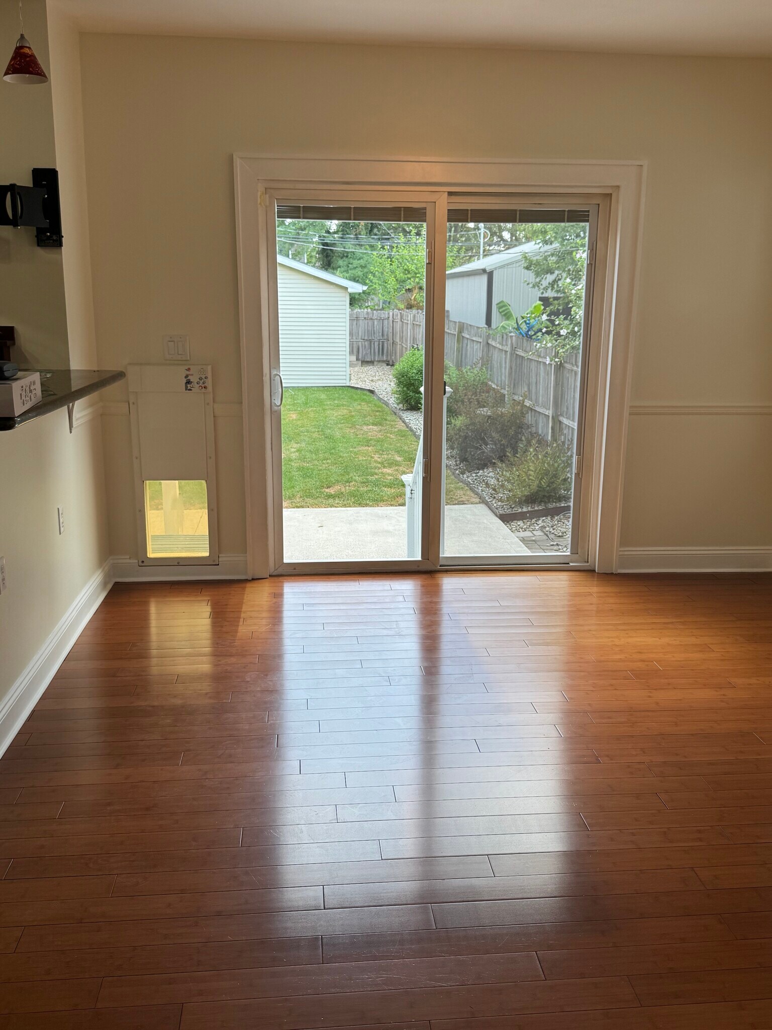 DR onto Yard - 402 Southwood Ave