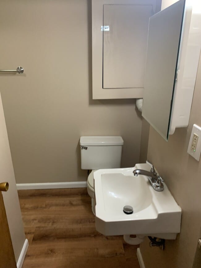 Building Photo - 4938 Marshall Dr