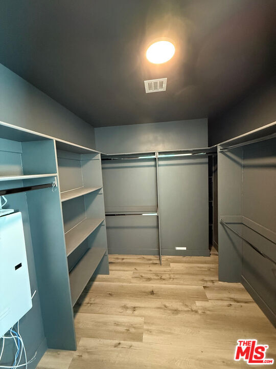 Building Photo - 4806 Sylmar Ave