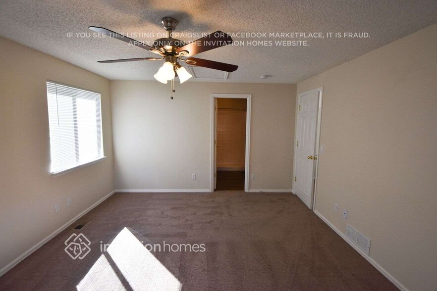 Building Photo - 23597 Broadmoor Dr